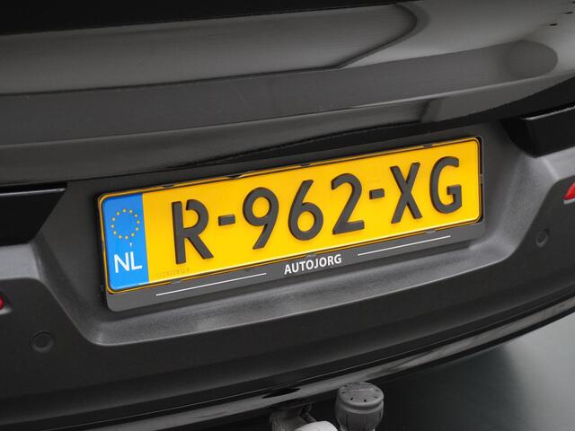 Volvo C40 Single Motor Plus 69 kWh NAP | Trekhaak | Camera