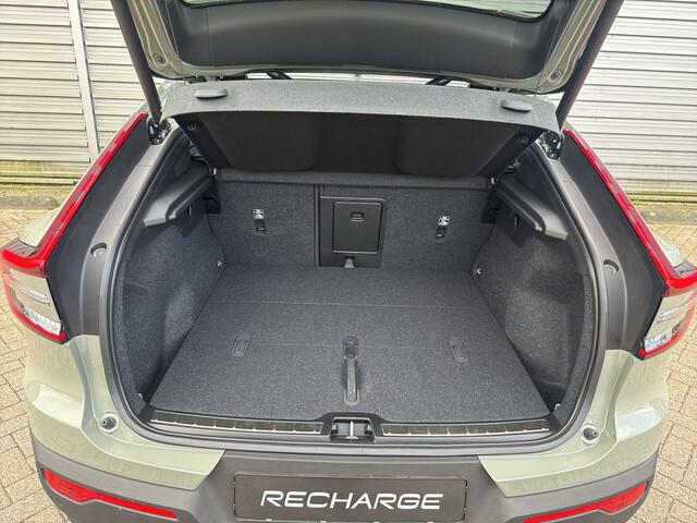 Volvo C40 Recharge Twin Ultimate 78 kWh / speciale demo deal / Black Sheep pakket / 20" Black Diamond Cut /
