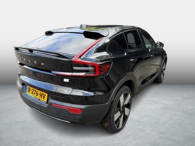 Volvo C40 Single Motor Plus 69 kWh | Adaptive cruise control | Stoel- en stuurverwarming | Warmtepomp | 20 inch velgen | Panoramadak | Camera |