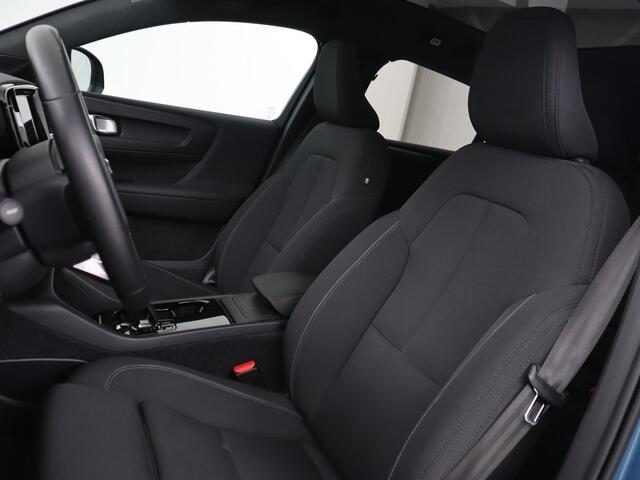 Volvo C40 Recharge Plus 69 kWh | Panoramadak | Stoelverwarming | Harman/Kardon | Warmtepomp | Carplay | Adaptive cruise | Stuurverwarming | 360 Camera | Full LED