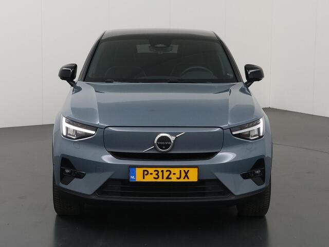 Volvo C40 Recharge Twin Intro Edition 78 kWh | SOH 96% | Navigatie | Comfortstoelen | 360 Camera | DAB | Apple CarPlay/Android Auto | Panoramadak | Adaptieve Cruise Control | Ele. kofferdeksel | Ele. stoelen + Geheugen | Harman/Kardon |