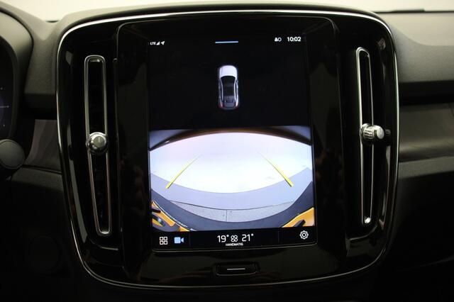 Volvo C40 Recharge Core 69 kWh - Stoelverwarming, Carplay, Panorama, Camera, SOH 93%