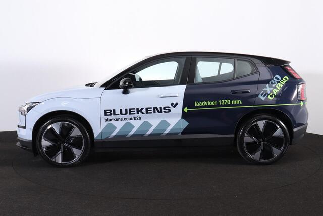Volvo EX30 Twin Motor Ultra 69 kWh - CARGO - IntelliSafe Assist & Surround - 360° camera - Voorstoelen elektrisch verstelbaar - Verwarmde voorstoelen & stuur - Panoramadak - Parkeersensoren voor & achter - Draadloze tel. lader - 20' LMV