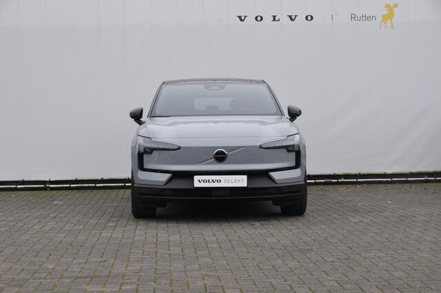 Volvo EX30 272PK Automaat Single Motor Extended Range Plus /Adaptieve Cruise Control/ Dodehoek Detectie / Parkeersensoren voor en achter/ Achteruitrijcamera/ Warmtepomp/ Google Services/