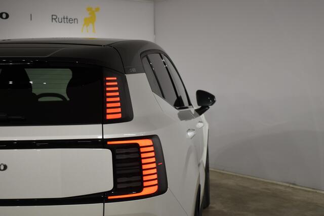 Volvo EX30 Single Motor Extended Range Plus 69 kWh / Extra getint glas / Crystal White / 19 Inch Velgen