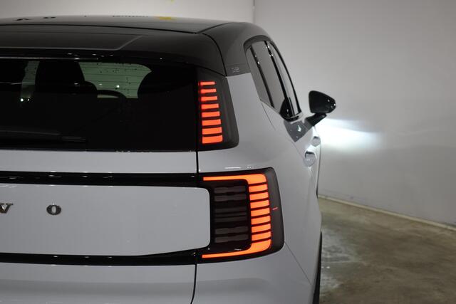 Volvo EX30 Single Motor Extended Range Plus 69 kWh / Extra getint glas / Climate pack / Cloud Blue