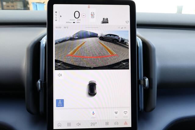 Volvo EX30 Single Motor Extended Range Plus 69 kWh - Adaptive Cruise Control - Pilot Assist - BLIS dodehoekassistentie - Harman Kardon premium audio - Keyless Drive - Elektr. bedienbare achterklep - Parkeersensoren voor & achter - Parkeercamera achter - Google infot