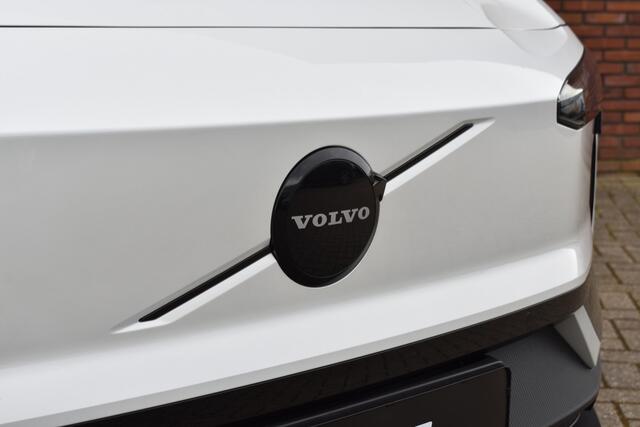 Volvo EX30 Single Motor 272PK Extended Range Plus 69 kWh | Black Pack |