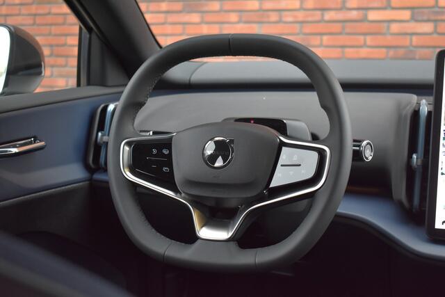 Volvo EX30 Single Motor 272PK Extended Range Plus 69 kWh | Black Pack |