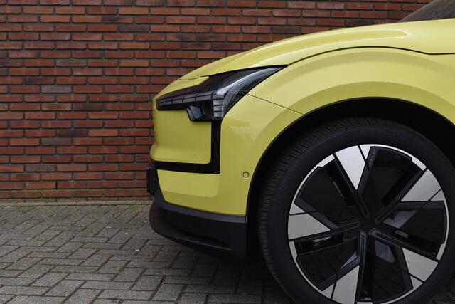Volvo EX30 Twin Motor Performance 428PK Ultra 69 kWh | Full Options | 20'' | Climate | Getint glas | Black/Yellow Pack |
