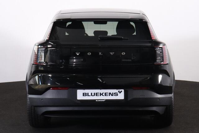 Volvo EX30 Single Motor Extended Range Ultra 69 kWh - 20' LMV - Getint glas v.a. B-stijl - Panoramadak - 360º Camera - Harman Kardon audio - Elektrisch bedienbare voorstoelen - Adaptive Cruise Control - Pilot Assist - BLIS dodehoekassistentie - Keyless Drive - Elekt