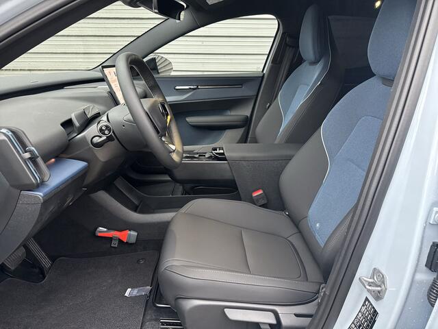 Volvo EX30 Single Motor Extended Range Plus 69 kWh / Volvo EX30 Cargo Bedrijfsauto / EX de BTW /