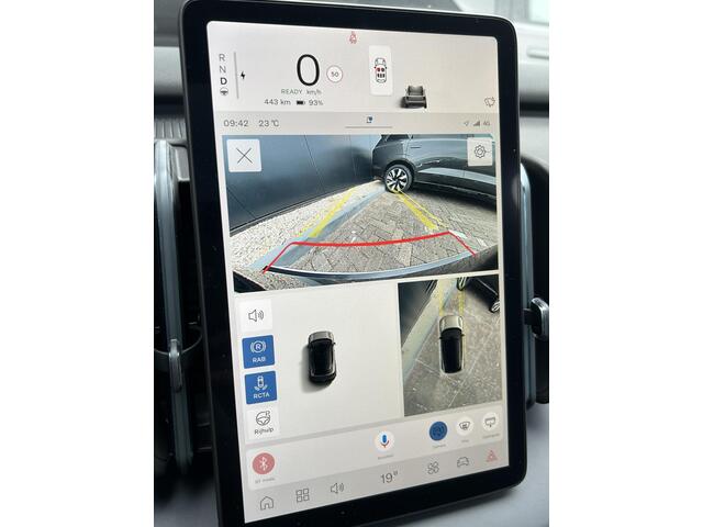 Volvo EX30 Single Motor Extended Range Ultra 69 kWh Panorama dak / 360 camera / Harman Kardon / Extra getint glas