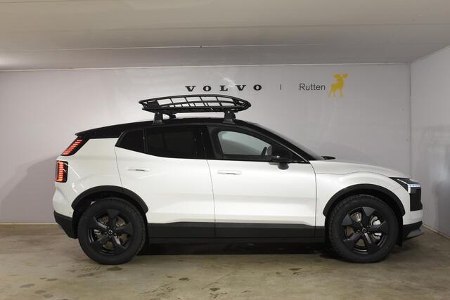 Volvo EX30 Cross Country Twin Motor Performance Ultra 69 kWh / Extra getint glas / Cross Country Experience-Pakket