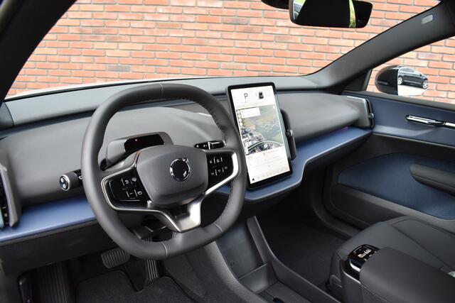 Volvo EX30 272PK Extended Range Plus 69 kWh | Climate | ¤ 6000 KORTING |