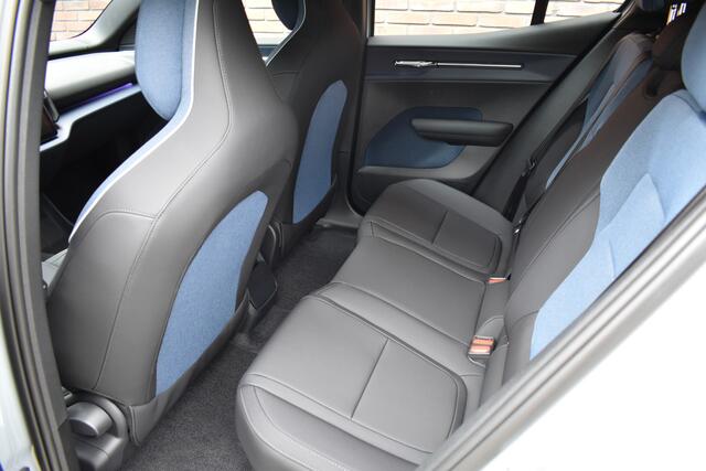 Volvo EX30 272PK Extended Range Plus 69 kWh | Climate | ¤ 6000 KORTING |