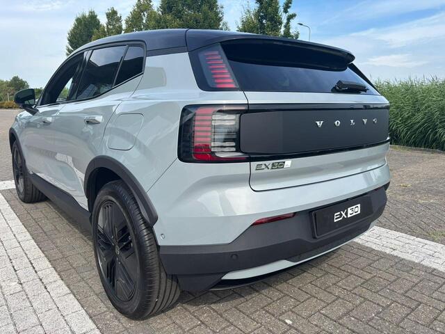 Volvo EX30 Cross Country Twin Motor Performance Ultra 69 kWh