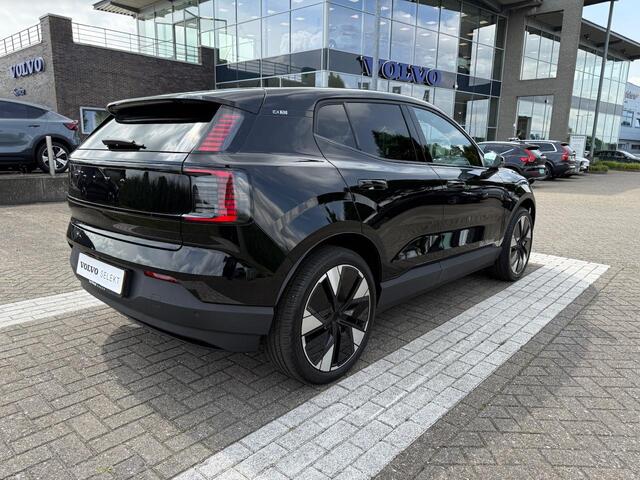 Volvo EX30 Single Motor Extended Range Plus 69 kWh Getint glas | Stoel / stuurverwarming | 20 inch | DEMO