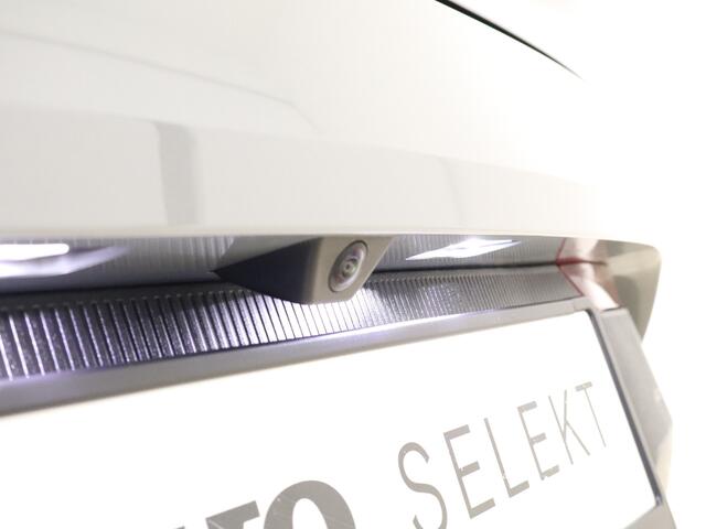 Volvo EX30 Twin Motor Performance Ultra 69 kWh | AWD | Stoel/- en stuurverwarming | Getinte ruiten achter | Elektr. voorstoelen