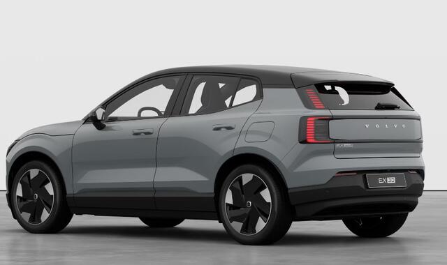 Volvo EX30 252PK Automaar Single Ext. Range Plus 69 kWh / Adaptieve Cruise Control / BLIS / Dodehoek Detectie / Parkeersensoren voor en achter/ Achteruitrijcamera/ Warmtepomp/ Google Services/