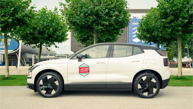 Volvo EX30 Extended Range Plus 69 kWh / ACTIE MODEL VOORRAAD VOORDEEL /