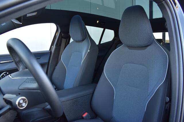 Volvo EX30 Twin Motor Performance 429PK Ultra 69 kWh | SoH 98,5% | 20'' Heico | Panodak | 1e eigenaar |