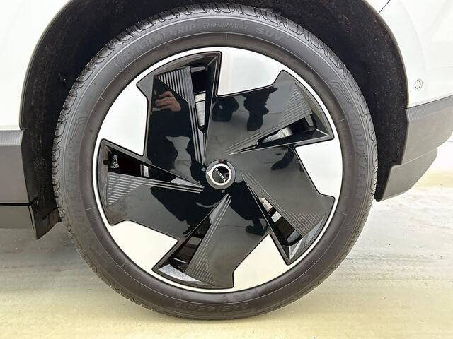 Volvo EX30 Single Motor Extended Range Ultra 69 kWh