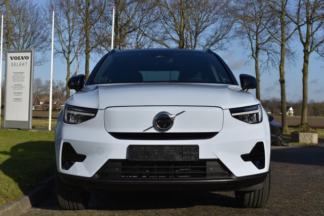 Volvo EX40 Single Motor 252pk 82 kWh Extended Range Plus | 2.950,- Volvo EV-subsidie | Visual park assist | Extra getint glas achter | Climate pack