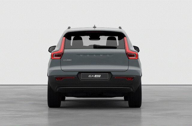 Volvo EX40 252PK Single Motor Extended Range Business Edition / Navigatie / Camera / Stuur-Stoelverwarming / Adaptieve Cruisecontrol / Harman Kardon / LM Velgen /