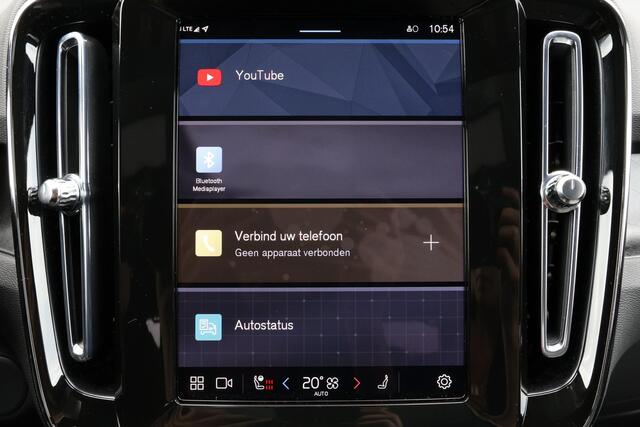 Volvo EX40 Extended Range Ultra 82 kWh - Panorama/schuifdak - IntelliSafe Assist & Surround - 360º Camera - Harman/Kardon audio - Verwarmde voorstoelen, stuur & achterbank - Parkeersensoren voor & achter - Elektr. bedienb. voorstoelen met geheugen links - Draadloze 