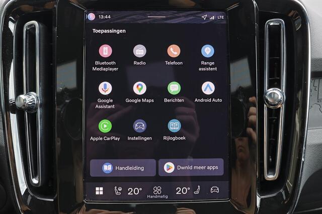 Volvo EX40 Single Motor Extended Range Core - Adaptive Cruise Control - Google Infotainment - Parkeercamera achter - Parkeersensoren voor & achter - Apple Carplay / Android Auto - 19' LMV