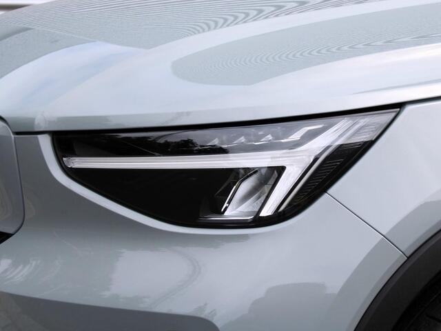 Volvo EX40 Single Motor Extended Range Business Edition Automaat / 360* camera / Privacy Glass / 19" velgen / Driver Awareness