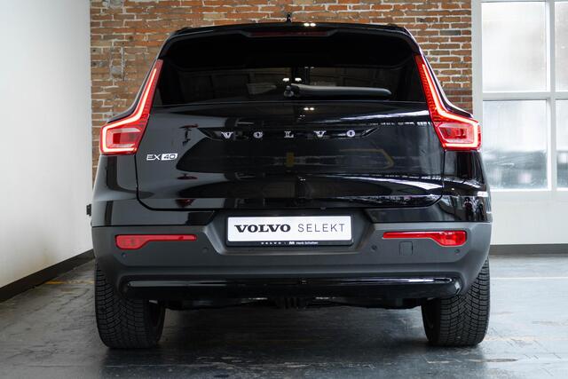 Volvo EX40 Single Motor Extended Range Plus 82 kWh All-seasonbanden | Verwarmbare voorstoelen