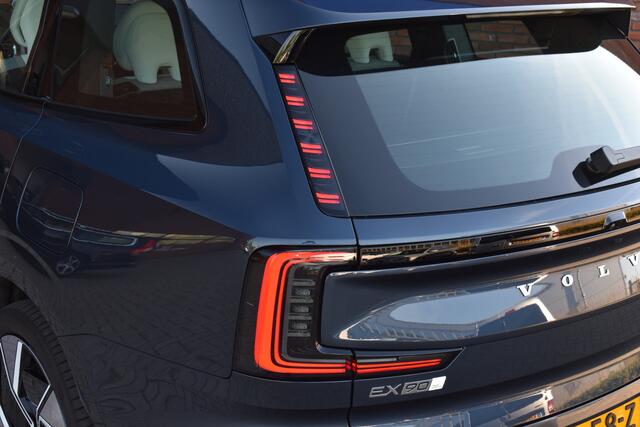 Volvo EX90 Twin Motor Performance 517PK Ultra 7p. 111 kWh | Climate Pack | Pilot Assist Pack | 22'' | Bowers & Wilkins |