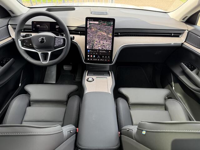 Volvo EX90 Single Motor Plus 7p. 104 kWh | Nieuw Binnen | Bose audio | 360° Camera | 21'' | Climate Pack | Pilot Assist Pack | Head Up Display | Panorama Dak |