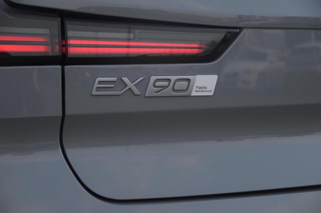 Volvo EX90 517PK Automaat Twin Performance Ultra / Luchtvering / Bowers & Wilkins audio / Elektrich bedienbare voorstoelen / Massage / Memory seats / Head-up display / Panoramadak / BLIS / 360 Camera /