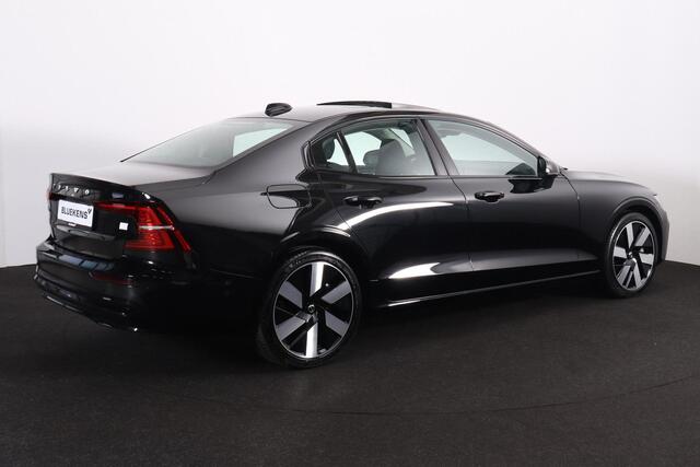 Volvo S60 Recharge T8 AWD Ultimate Dark - LONG RANGE - Panorama/schuifdak - IntelliSafe Assist & Surround - 360º Camera - Harman/Kardon audio - Adaptieve LED koplampen - Verwarmde voorstoelen, stuur & achterbank - Parkeersensoren voor & achter - Elektr. bedienb. vo