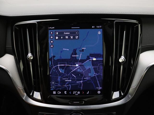 Volvo S60 T8 455pk AWD Polestar Engineered / Bowers en Wilkins audio / Gelaagd glas / Alarm / 20 inch / Panorama dak / Trekhaak /