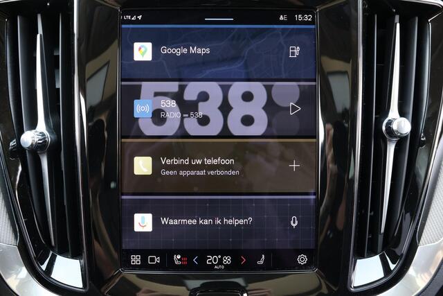 Volvo S60 Recharge T6 AWD Ultimate Bright - LONG RANGE - Panorama/schuifdak - IntelliSafe Assist & Surround - 360º Camera - Adaptieve LED koplampen - Verwarmde voorstoelen, stuur & achterbank - Parkeersensoren voor & achter - Elektr. bedienb. voorstoelen met geheug