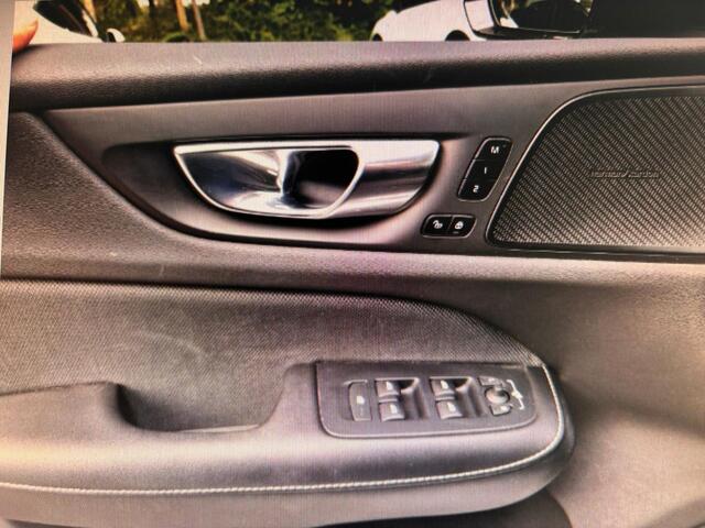 Volvo S60 2.0 Recharge T6 AWD R-Design Panoramadak