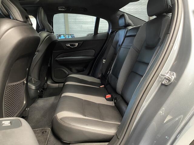 Volvo S60 2.0 T4 R-Design Panorama-dak, Camera, Trekhaak