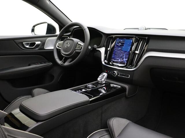 Volvo S60 T8 455pk AWD Polestar Engineered / B&W Audio / Gelaagd glas / Öhlins instelb. dempers / Brembo remmen / Panoramadak / 360 Camera / Head-Up /