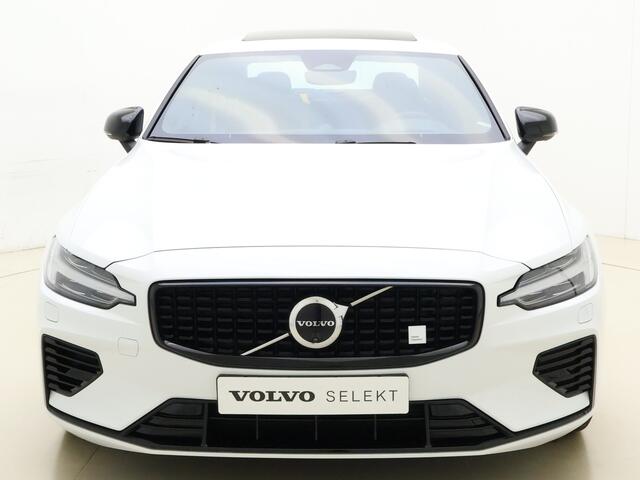 Volvo S60 T8 455pk AWD Polestar Engineered / B&W Audio / Gelaagd glas / Öhlins instelb. dempers / Brembo remmen / Panoramadak / 360 Camera / Head-Up /