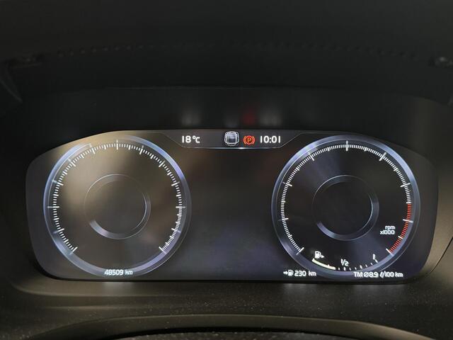 Volvo S60 2.0 B4 R-Design | Elektrisch verstelbare voorstoelen | Trekhaak wegklapbaar | Harman&Kardon |