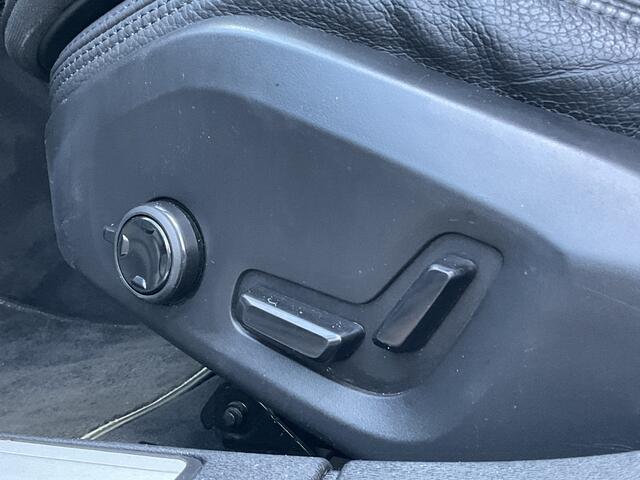 Volvo S60 2.0 T6 340pk AWD Twin Engine R-Design PHEV Pano.dak Leer Stoelverw. V+A