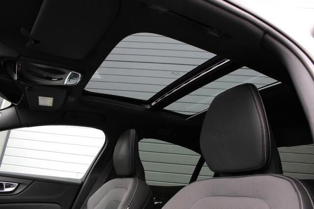 Volvo S60 2.0 T5 R-Design Trekhaak | Schuifdak | HeadUp | Keyless | Memory | 360 Camera | BLIS | Leder | HarmanKardon | LED | Dealer Onderhouden