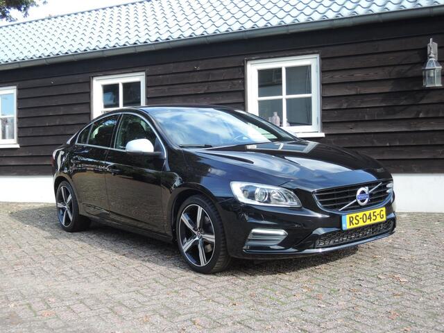 Volvo S60 2.0 T3 R-DESIGN
