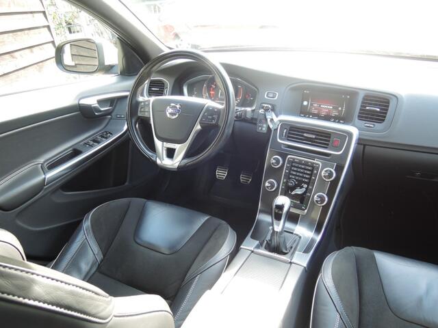 Volvo S60 2.0 T3 R-DESIGN