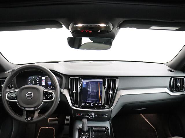 Volvo S60 2.0 T6 AWD Twin Engine R-Design | ACC | Head-up Display | Elektrisch Panoramadak!