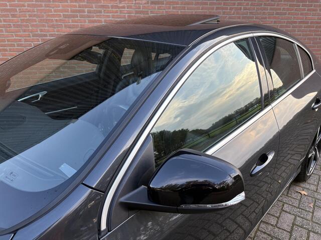 Volvo S60 2.0 T5 Summum R-Line "180kw - 245pk"